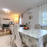 Cekic-2 By Interhome Kanfanar