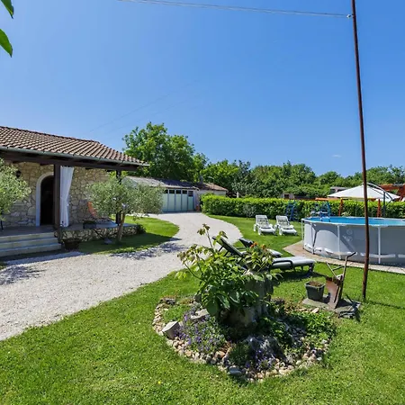 Daire Cekic - Roj507 By Interhome *