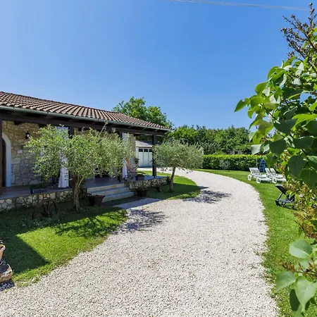 Cekic-2 By Interhome * Kanfanar